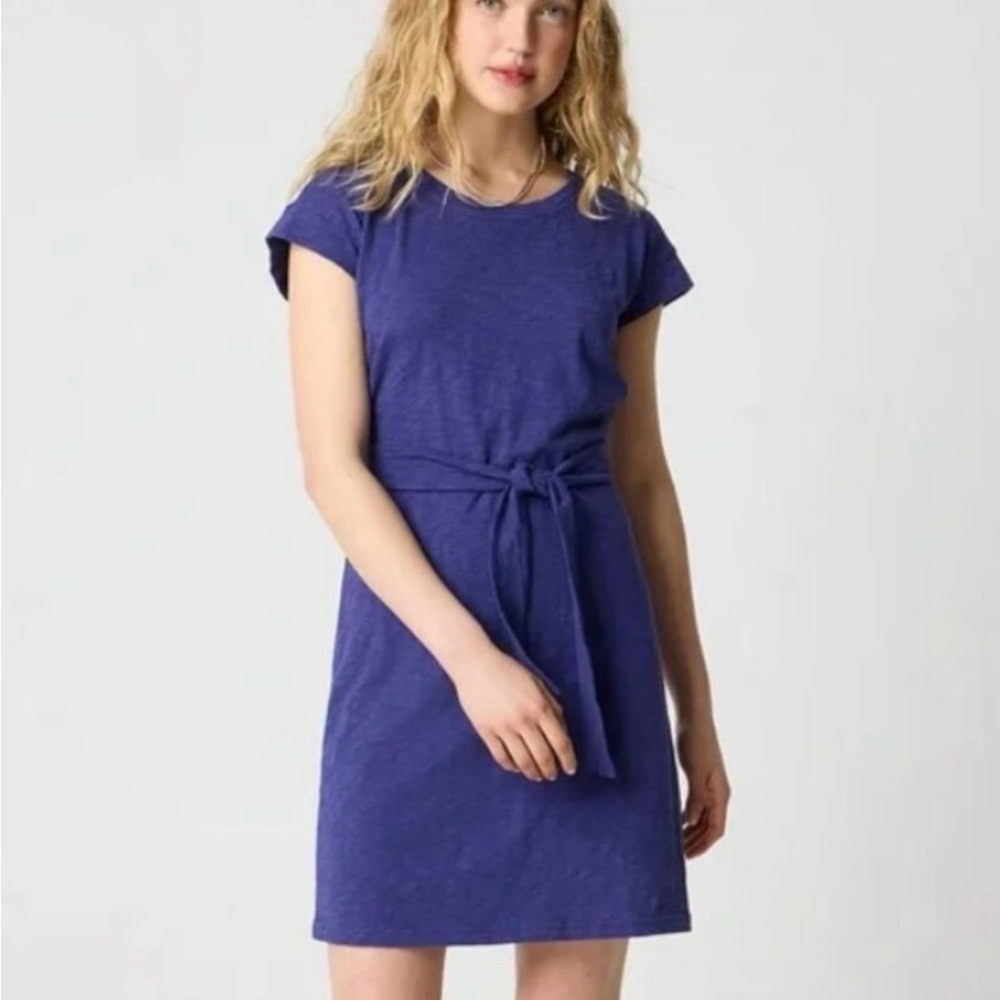 NWT J Crew Factory short-sleeve tie waist T-shirt dress in size small, blue.